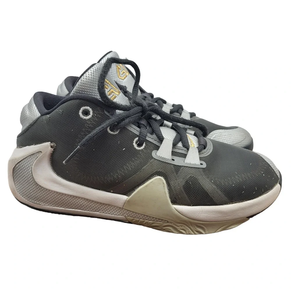 Nike Zoom Freak 1 Basketball Shoes Boys Size 5‎ Y Smoke Grey Sneakers BQ5633-050